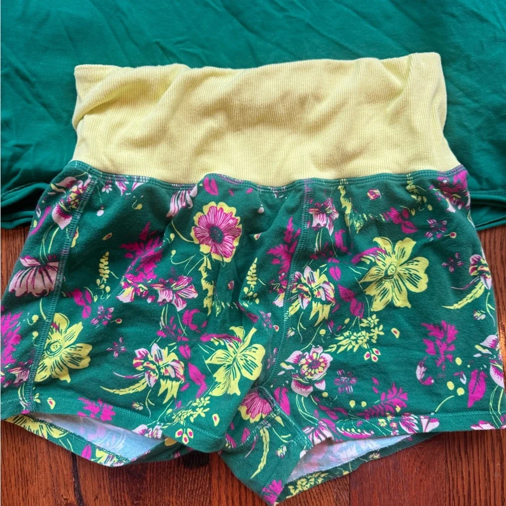 Free People Movement Micro Short Green Set - Picture 3 of 10